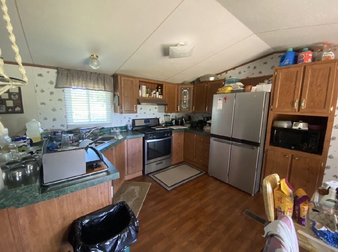 Manufactured Home Kitchen Overhaul — before